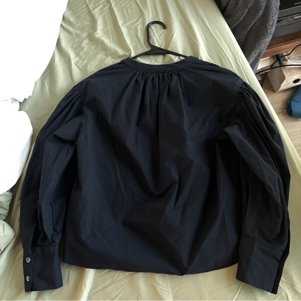 Banana Republic Black Blouse Poplin Sleeve No buttons - Picture 4 of 4